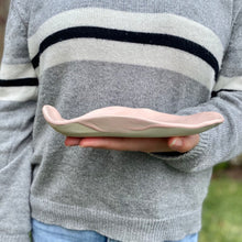 Load image into Gallery viewer, pink trinket dish

