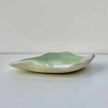 Load image into Gallery viewer, pistachio trinket dish

