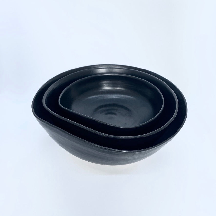 set of three bowls - black satin