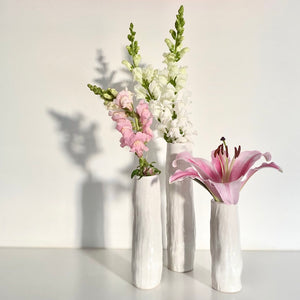 textured white vase (L)