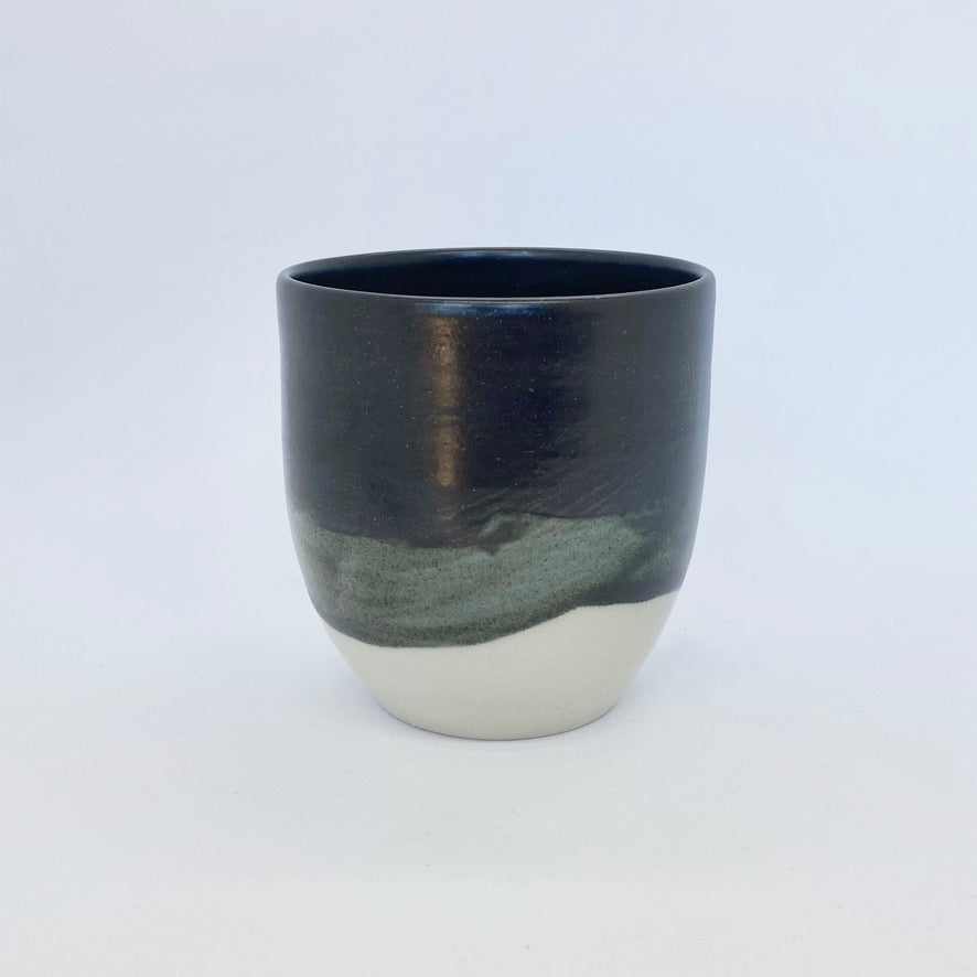 handleless mug - black satin