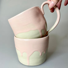 Load image into Gallery viewer, pink drip mug
