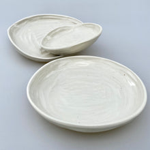 Load image into Gallery viewer, set of three textured bowls - speckled
